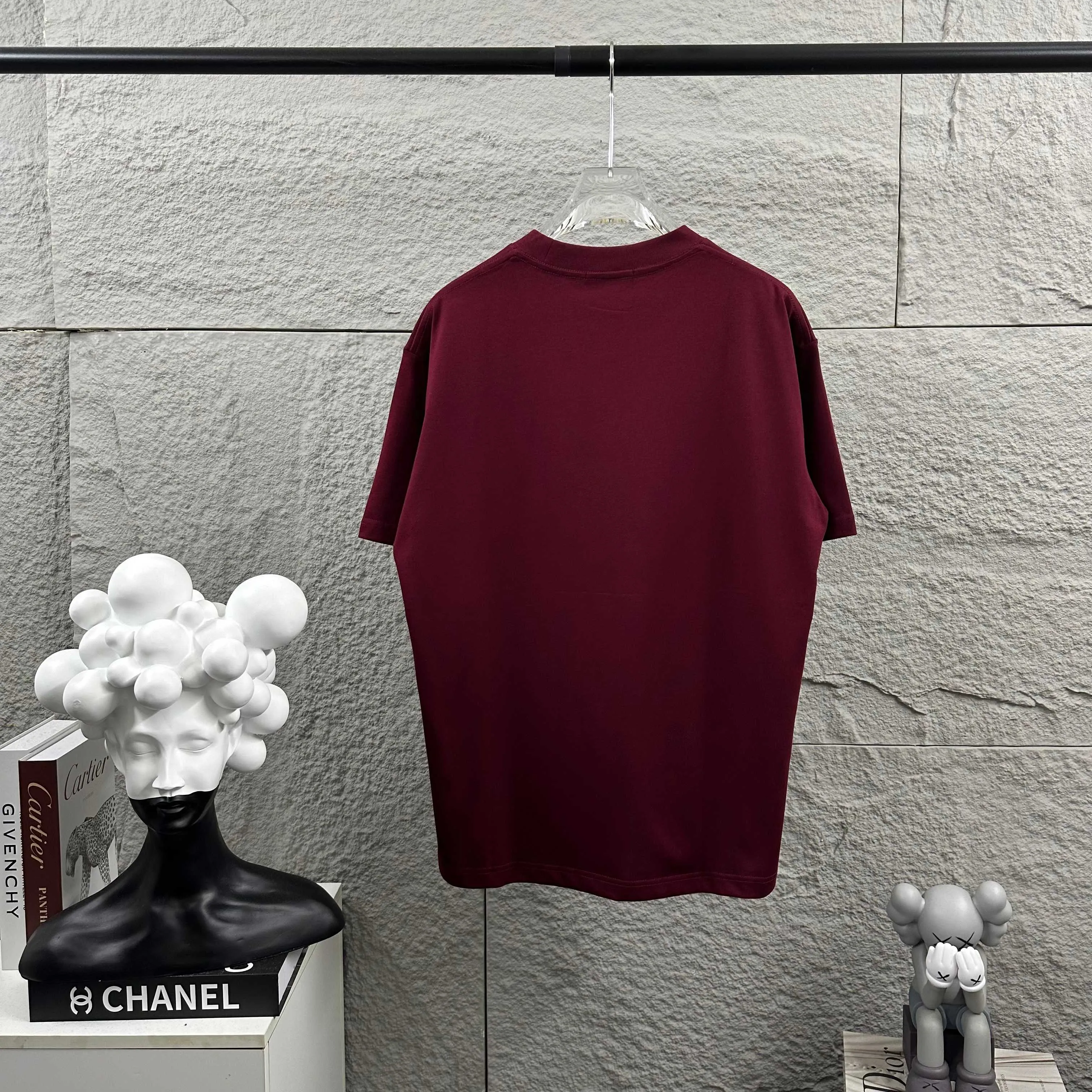 Herme* * 2026 New Arrival Classic T Same Style ：Black White Red Size： S （90-130 ） M （120-150 ） L （140-165 ） XL （160-180 ） XXL （180-210 ）